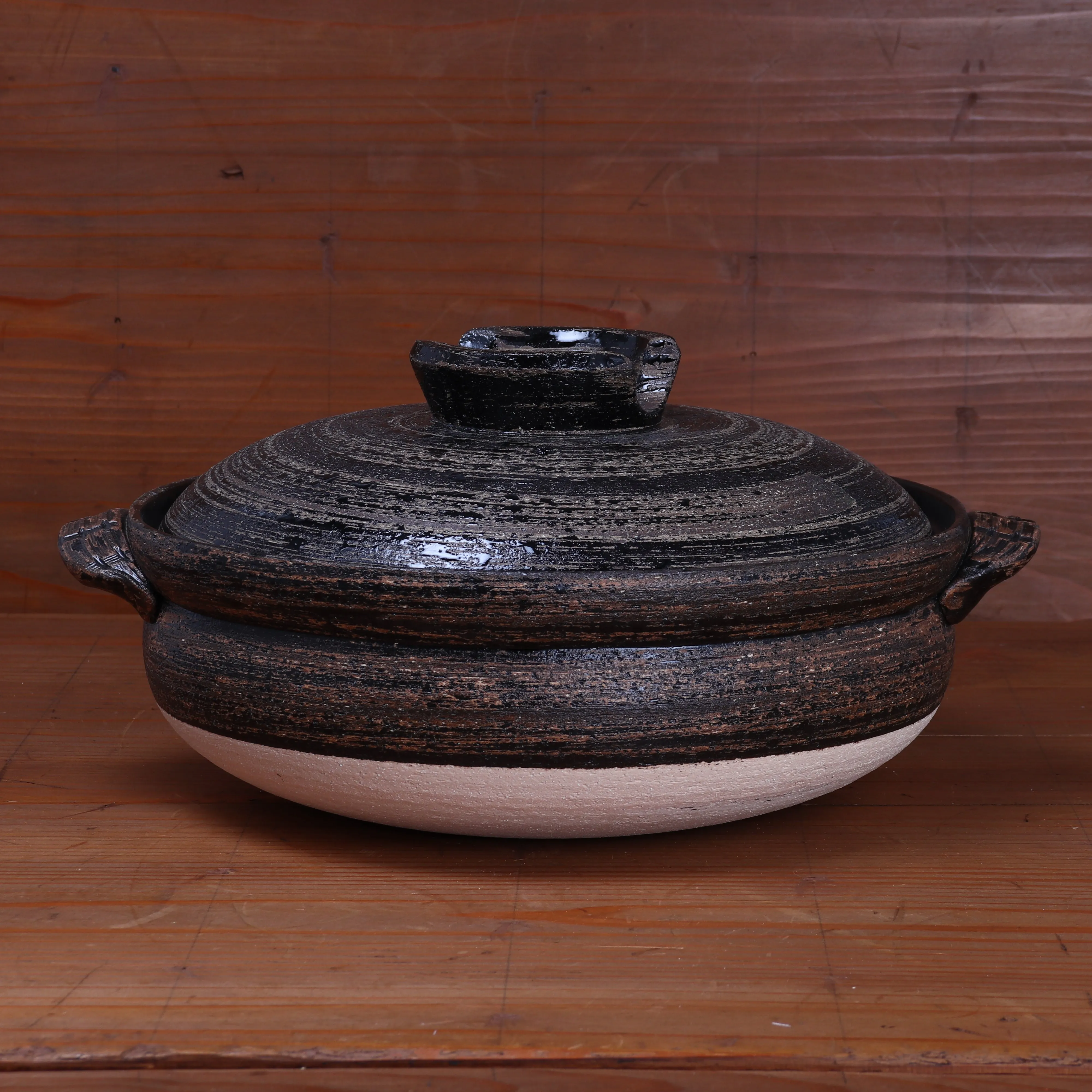 Daikoku Banko Ware Soup Donabe - Black Brushstroke