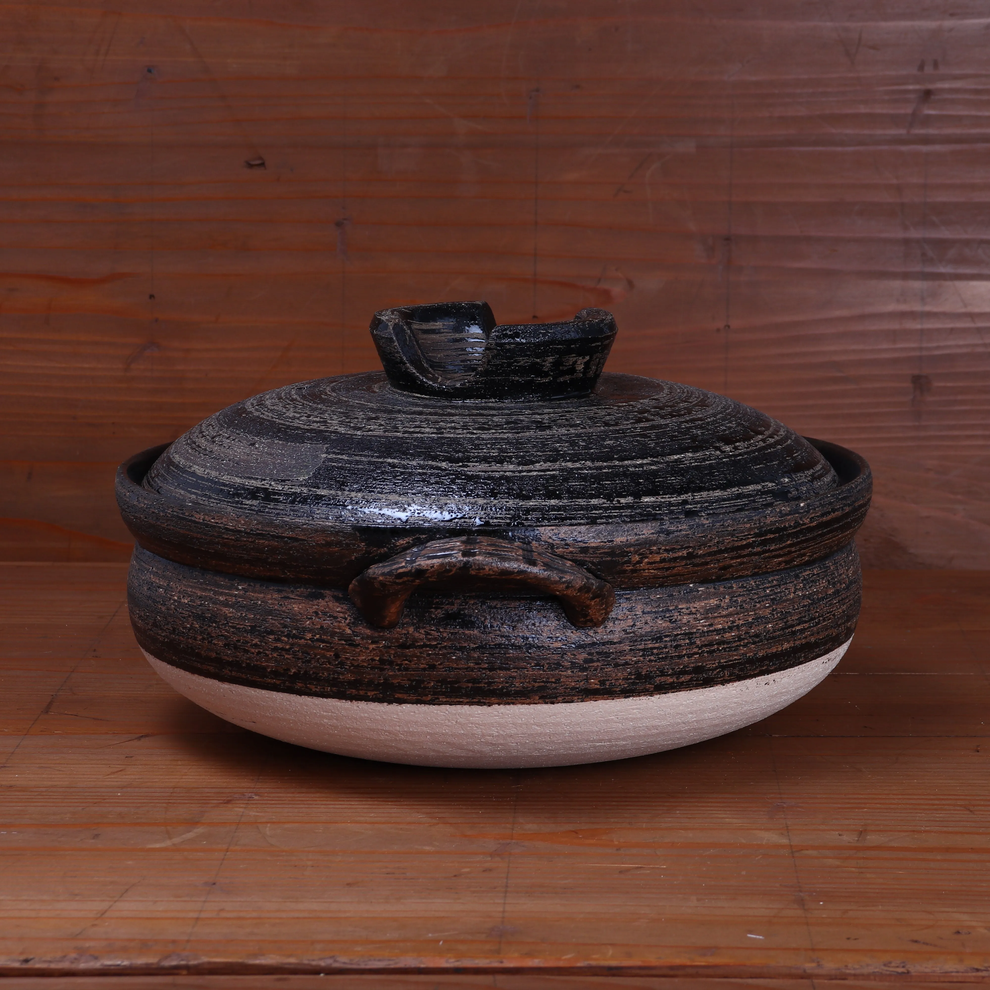 Daikoku Banko Ware Soup Donabe - Black Brushstroke