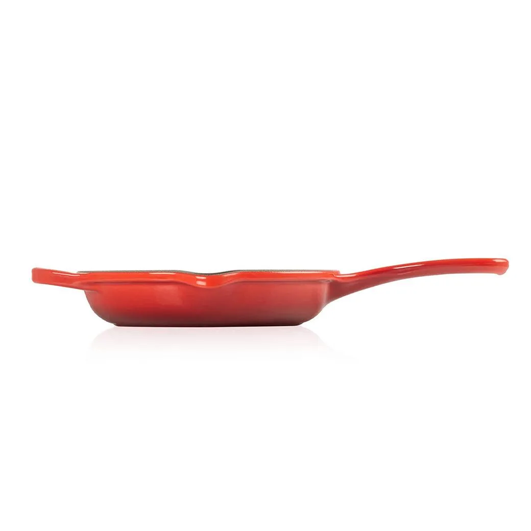 Le Creuset 6.33'' Enameled Cast Iron Signature Iron Handle Skillet