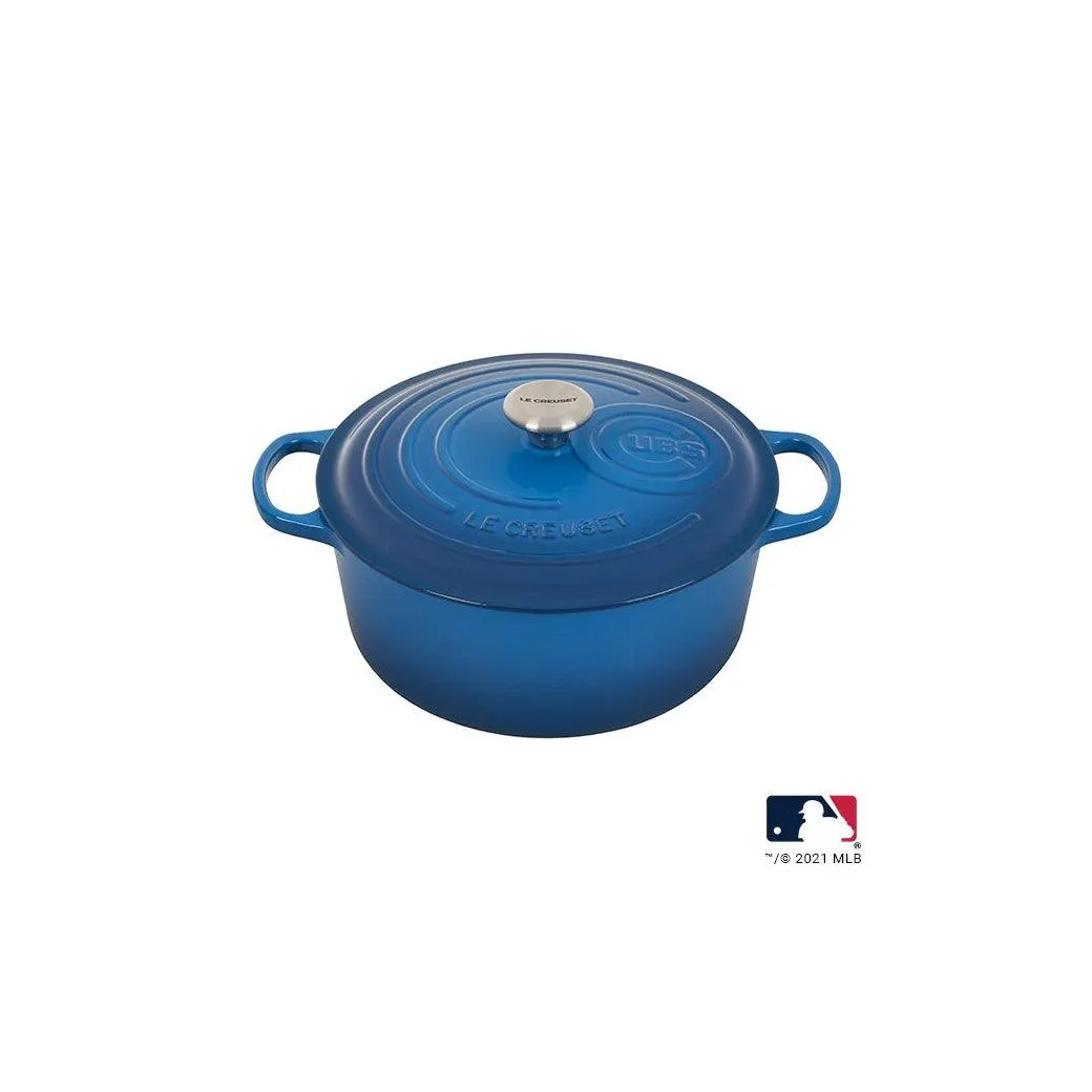 Le Creuset 7.25 qt Enameled Cast Iron Signature Round Dutch Oven