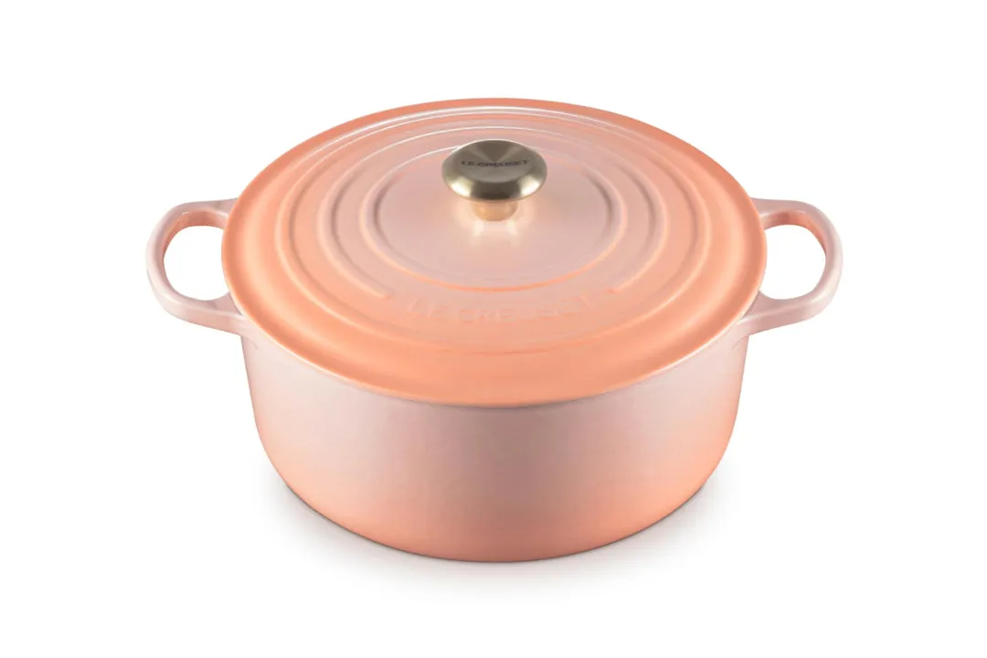 Le Creuset 7.25 qt Enameled Cast Iron Signature Round Dutch Oven