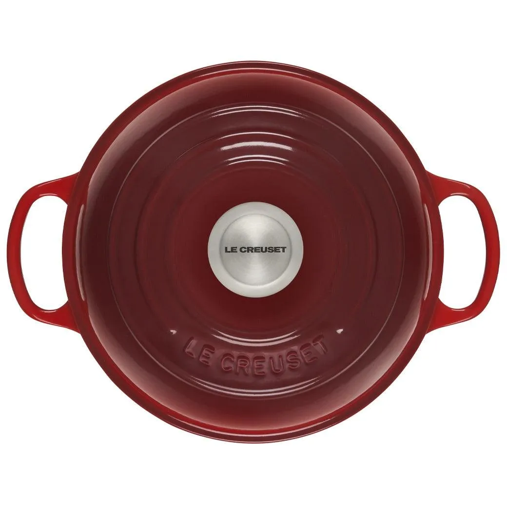 Le Creuset 9.5″ (1.75 qt.) Signature Bread Oven