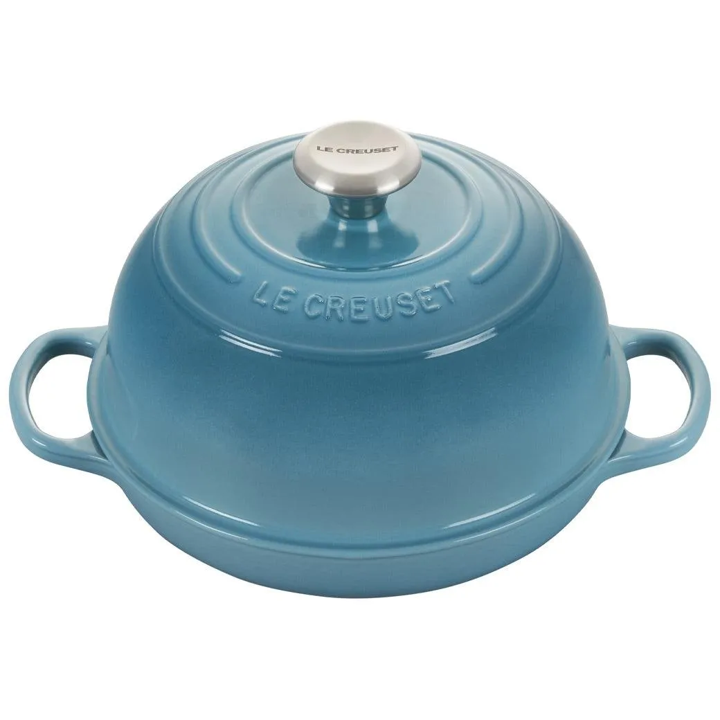 Le Creuset 9.5″ (1.75 qt.) Signature Bread Oven