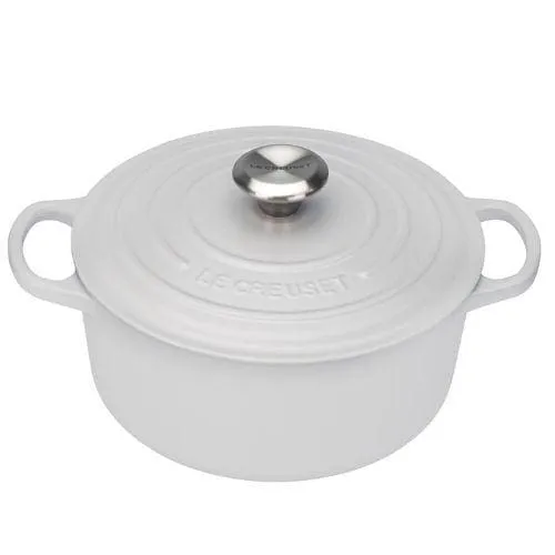 Le Creuset Signature Cast Iron Round Casserole