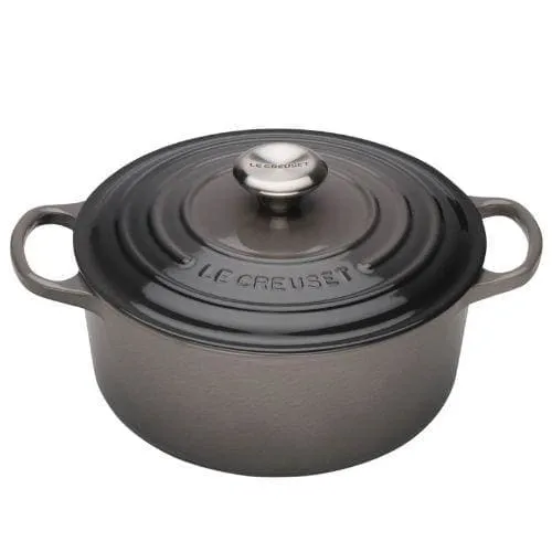 Le Creuset Signature Cast Iron Round Casserole