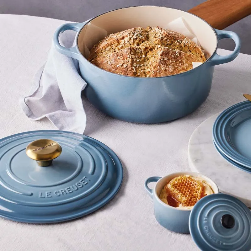 Le Creuset Signature Cast Iron Round Casserole