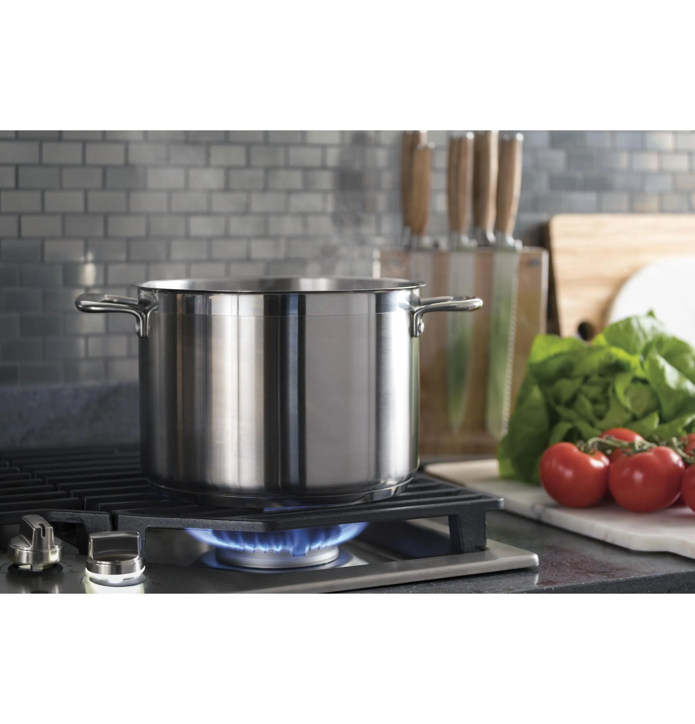 PGP9030SLSS GE Profile™ 30" Built-In Tri-Ring Gas Cooktop with 5 Burners and Included Extra-Large Integrated Griddle