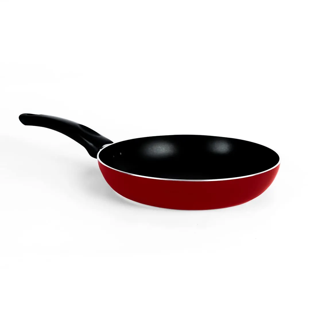 USHA SHRIRAM Non Stick Frying Pan (22cm) | Stove & Induction Cookware | Minimal Oil Cooking | Easy Grip Handle | 3 Layer Non Stick Coating | Non-Toxic & Lightweight | Red Colour